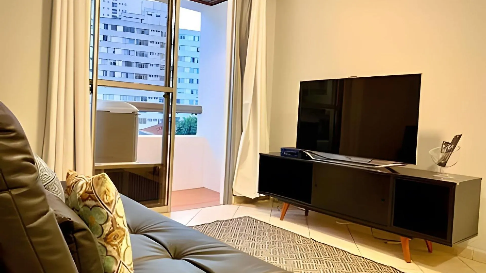 Ibirapuera Parque By Mob Inn - Piscina-Vaga-Ac-Wifi Σάο Πάολο